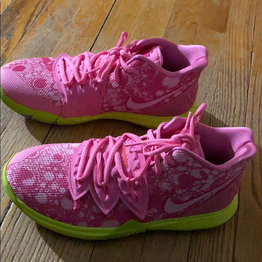 Girls Nike’s
